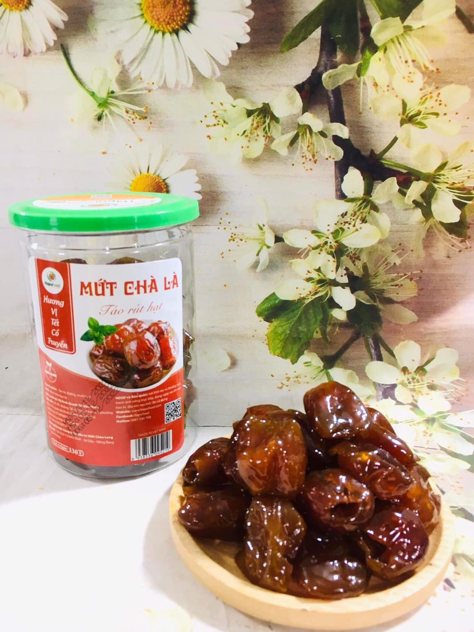 Mứt táo rút hạt